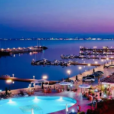 Dolce Sea View Apartment Sweti Wlas