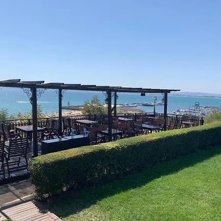 Dolce Sea View Apartment Sweti Wlas