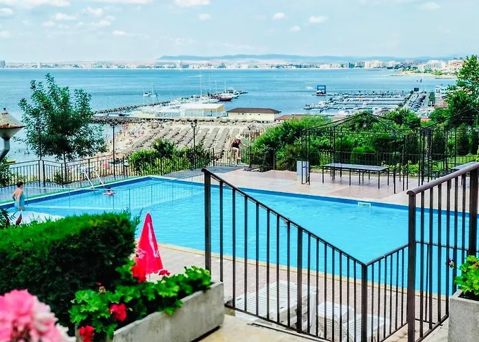 Апартамент Dolce Sea View