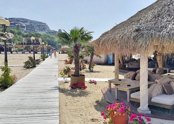 Dolce Sea View Apartment *